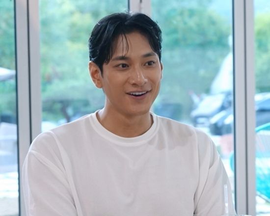“연봉킹에서 진짜 <b>건물주</b>까지?” <b>김요한</b>이 밝힌 의외의 재테크 비....