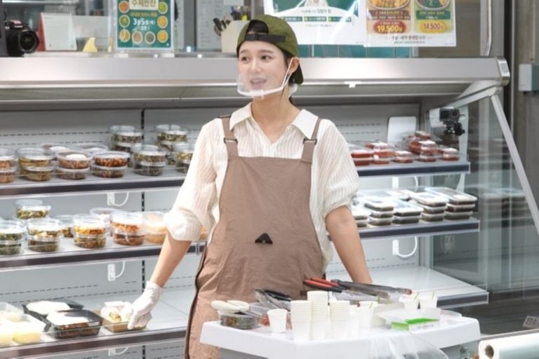 남보라, 출산 2주 전까지 반찬가게를 열었다…그녀가 멈추지 못한 이유