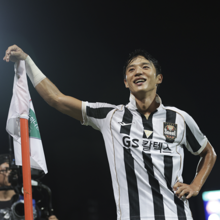 FC<b>서울</b>, <b>안양</b> 원정에서 7골까지 넣어버렸다…연고지 더비가 이렇게 ....