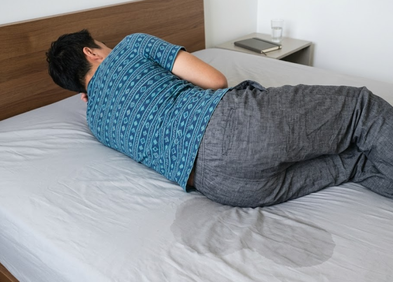 성인 야뇨증 유뇨증 차이와 원인 야간뇨 해결법