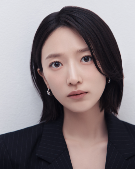 "만 19세에 대한항공 유니폼 입더니 1년 반 만에 벗었다'…표예진, 하루 10곳 프로필 돌려 주연....