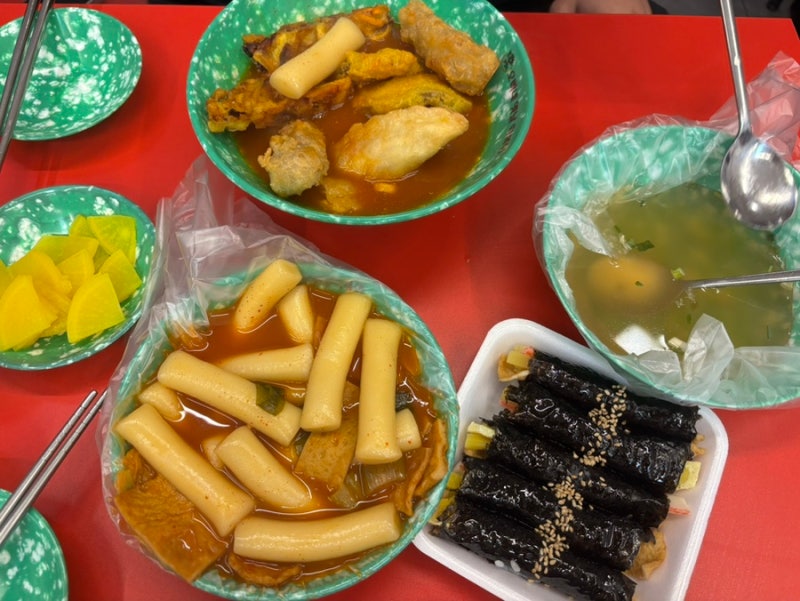 10년째 나의 최애 떡볶이집 :: 오빠네옛날떡볶이 부천상동점