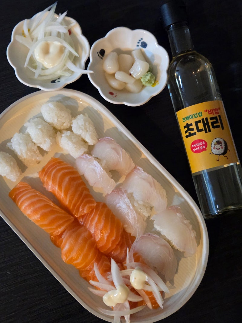 초대리 하나로 우리집도 홈마카세 초밥 완성 ! 크래미김밥 초대리