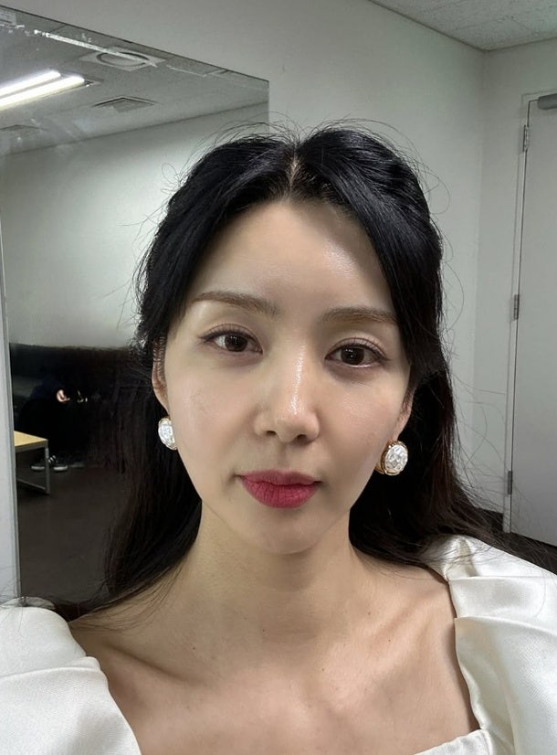 박솔미 46세, 유부녀 미모 눈길 - 배추밭 직접 찾은 일상 공개