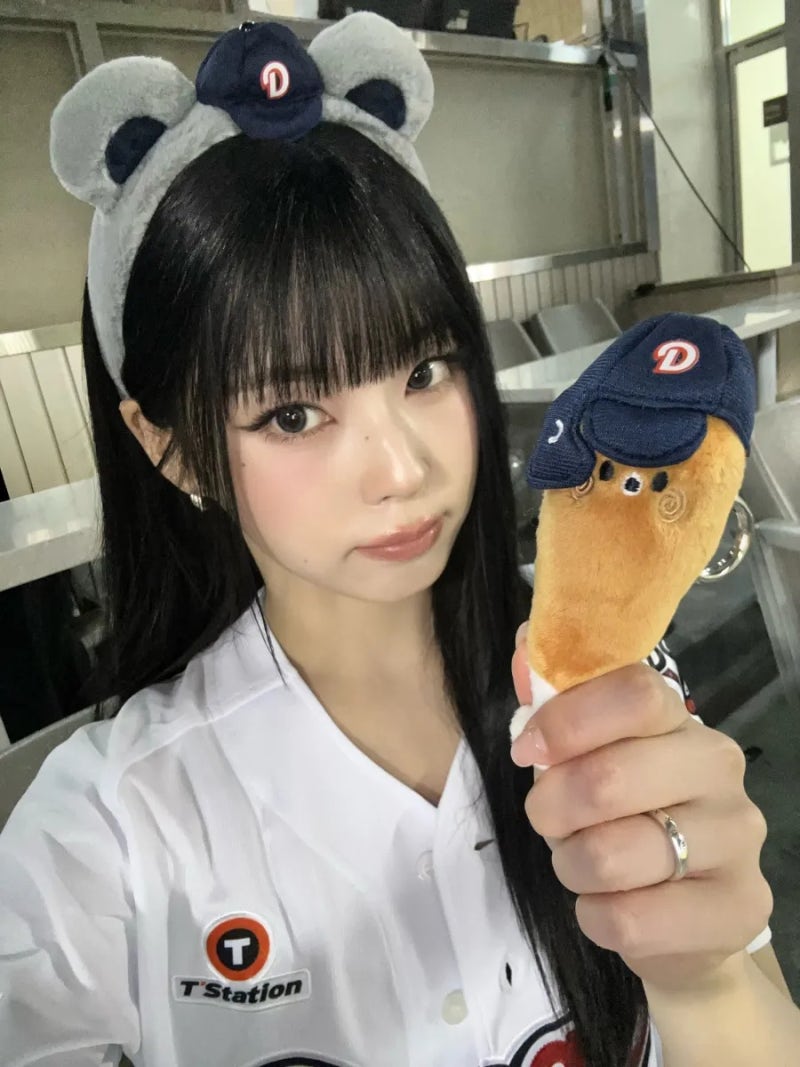 엔믹스 규진 시구, 마운드 정리까지 완벽했던 이유