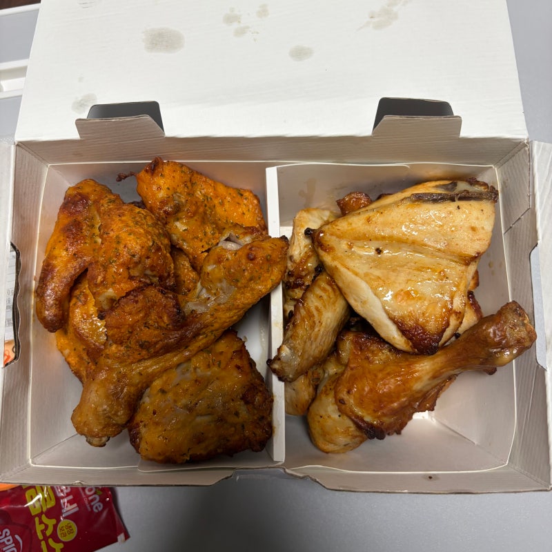 굽네치킨 고추바사삭 & 오리지널 | 반반메뉴 후기, 마블링 고블링 소스 차이 정리