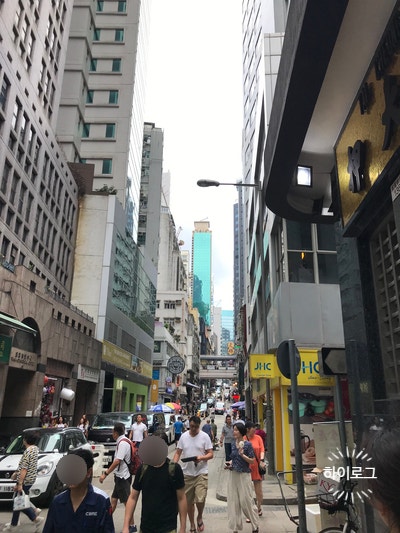 홍콩 10월 11월 날씨 여행 옷차림 기온 비 태풍 시기