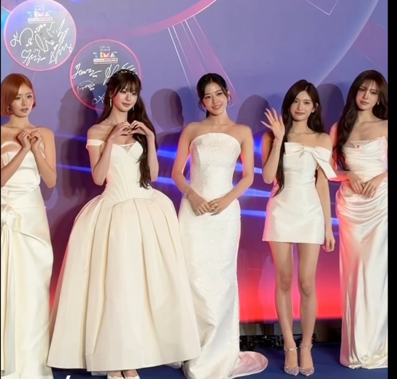 IVE on the 2026 TIMA Red Carpet: All Members in White Dresses Look Like Living Barbie Dolls