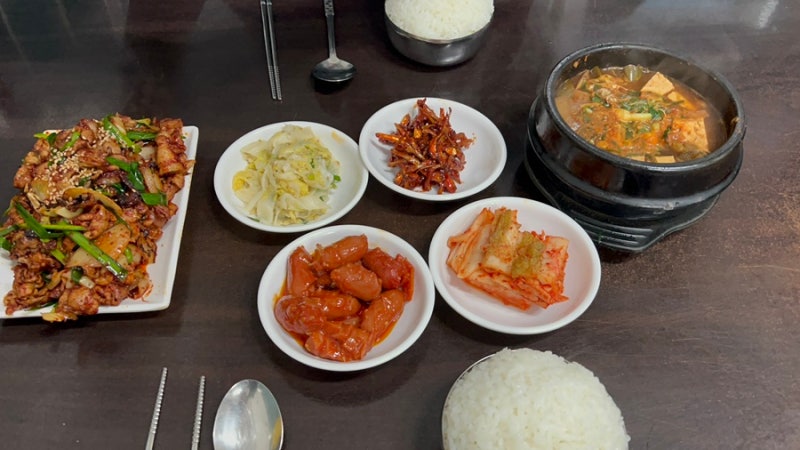 강서구 우장산역 맛집 추천 충북식당 웨이팅 후 먹고 난 솔직한 후기