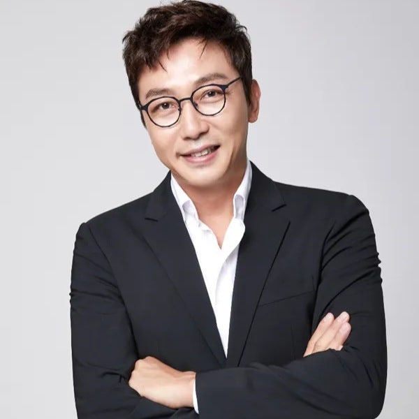 토크계의 악마의 재능 가수 '탁재훈' 프로필