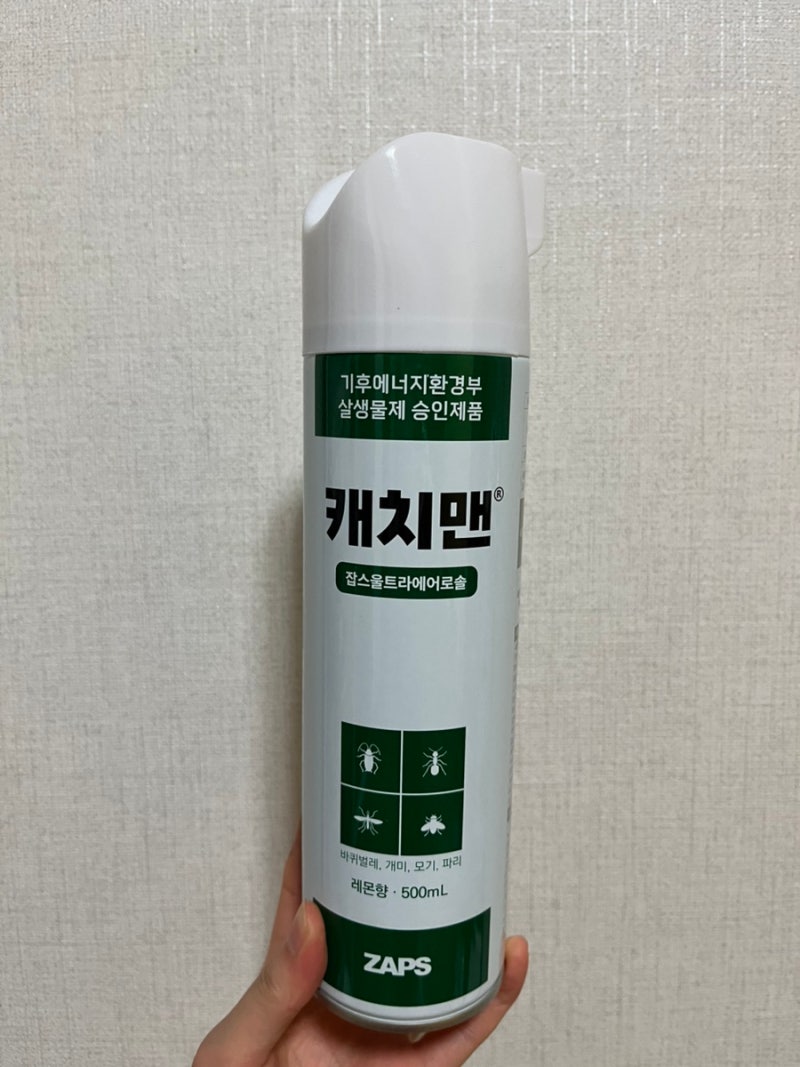 뿌리는 바퀴벌레 약 추천 자취생 필수품 잡스 울트라에어로솔 솔직후기