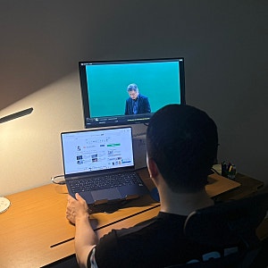 알파스캔 AOC AM400 블랙 다이아몬드 싱글 모니터암으로 깔끔한 데스크테리어 완성