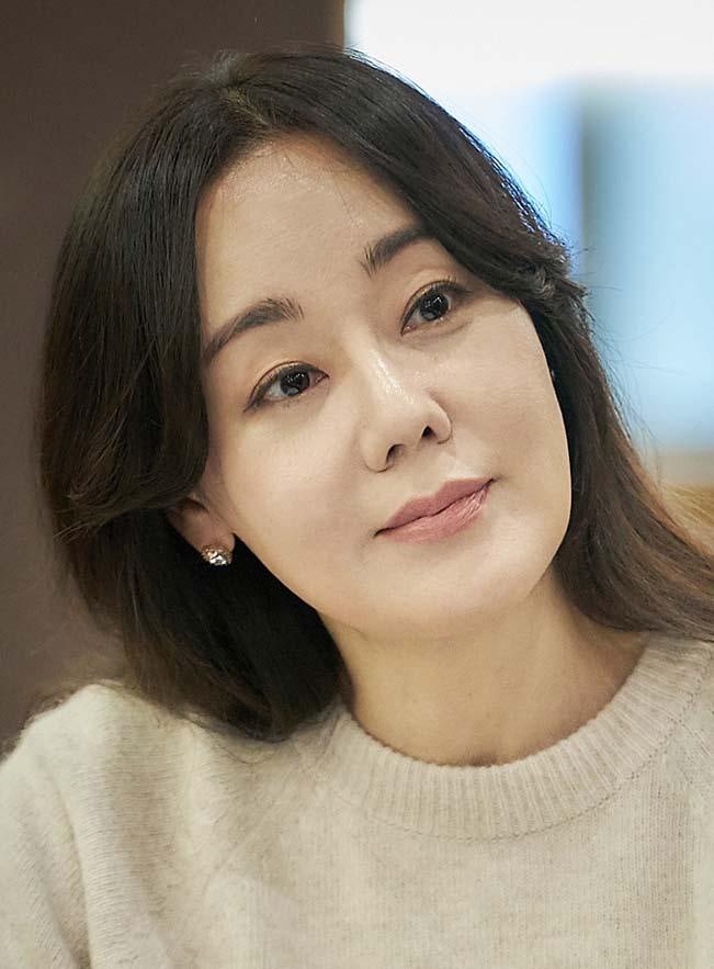 ‘쉬리’의 스타가 베드신까지 찍었다…‘밀애’에서 보여준 파격적인 여배우의 과거