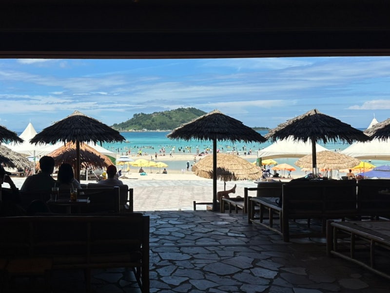 제주도 디저트맛집 애견동반 한림오션뷰카페 협재해수욕장 뷰맛집 바다뷰대형카페 호텔샌....