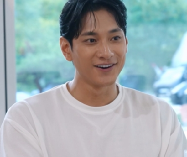 <b>김요한 건물주</b> 된 비결은 저축, 최고 연봉 3억 재테크 공개