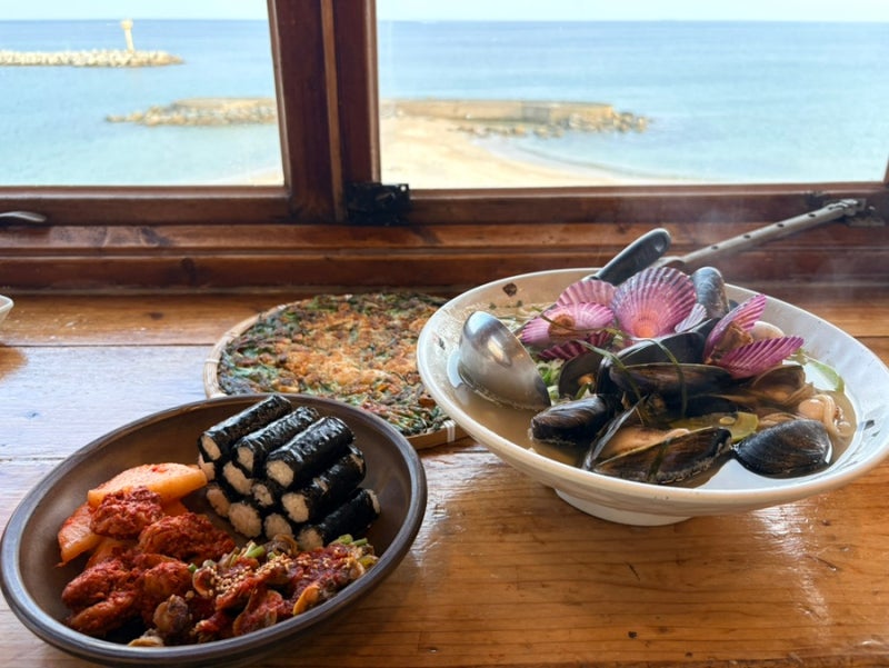 울산 나사해수욕장 맛집 바다 보며 먹는 나사리식당 해물칼국수
