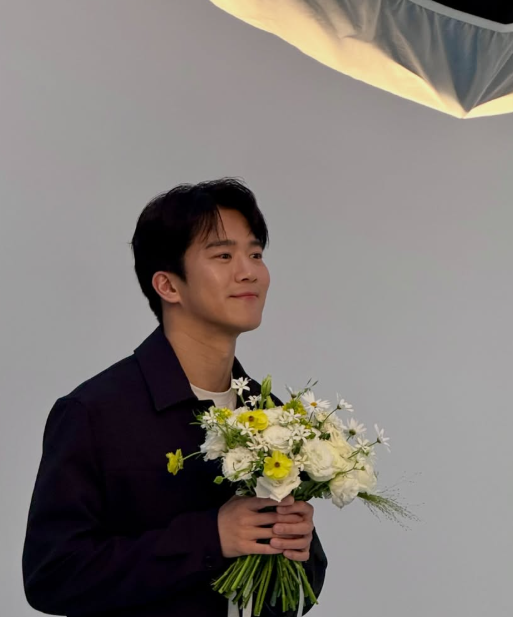 하석진 이상형 처음 본 여자 전현무 기습 폭로에 당황 프로필 나이