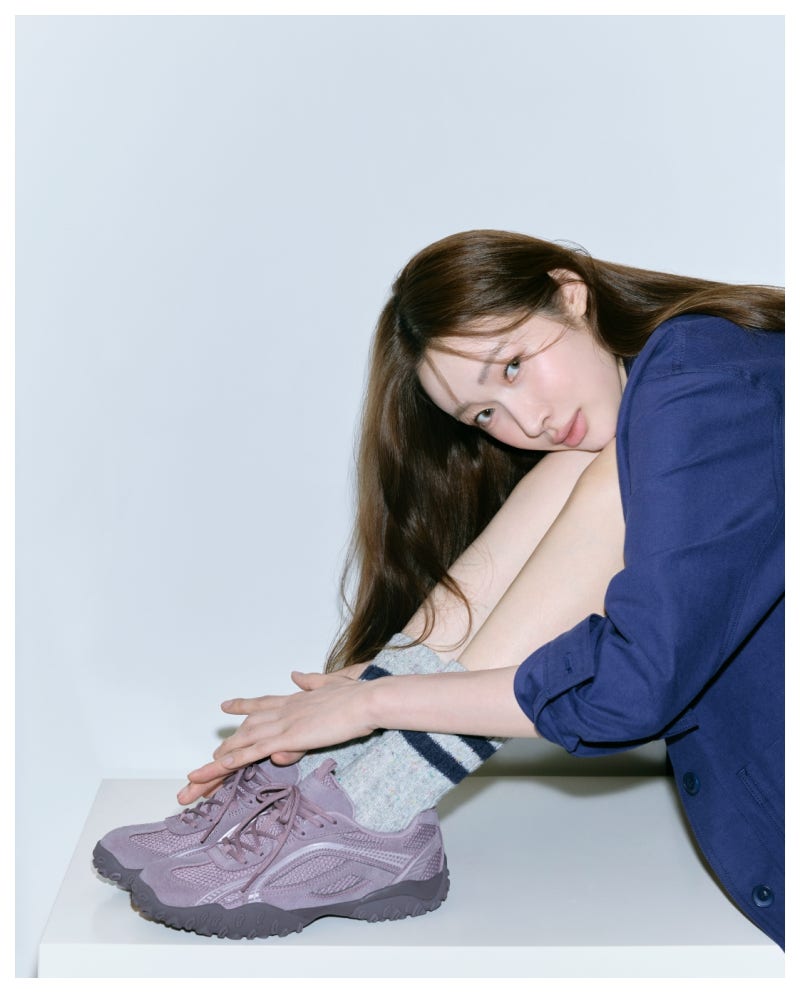 이 컬러는 못 참지! 휠라 에샤페 신상 차정원 한소희 우즈 운동화 코디