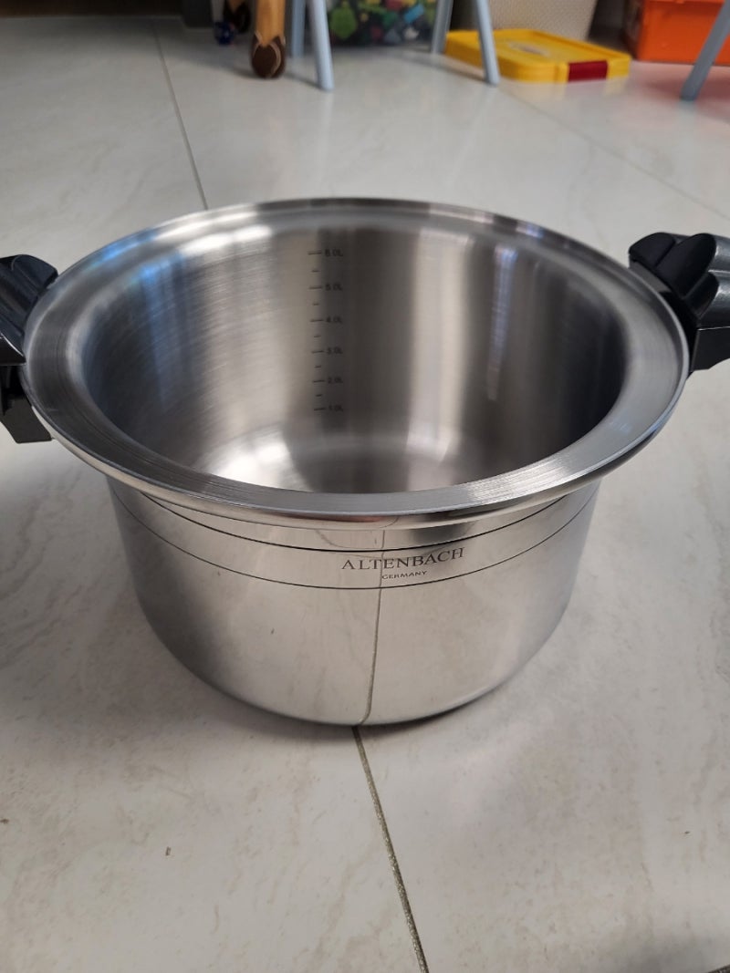 알텐바흐 통5중 저압냄비 7L 개봉기 솔직후기｜연마제 제거부터 첫 요리 바지락 미역국 끓이....