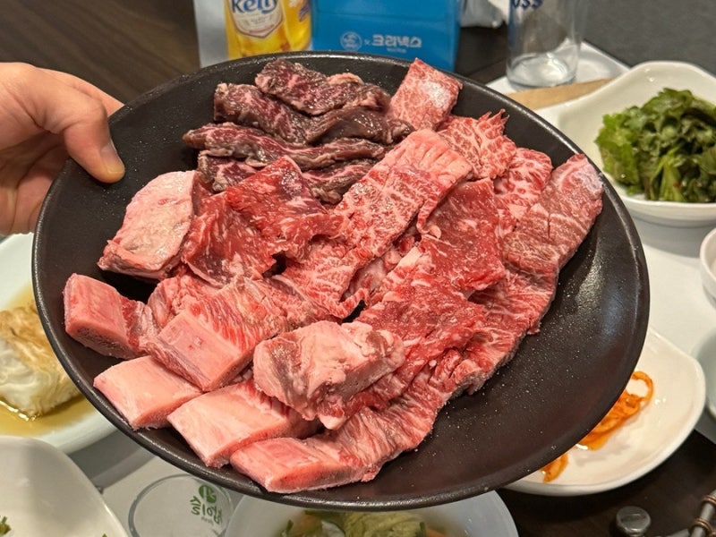 진해 중원로터리 맛집| 현지인 추천 | 생갈비가 맛있는 한우갈비 고기집 ‘산장갈비’