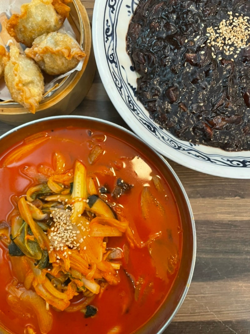 [대구] 얼마나 짬뽕에 진심인지 감도 안오는 대구 짬뽕계의 탑티어 지산동 몽짬뽕
