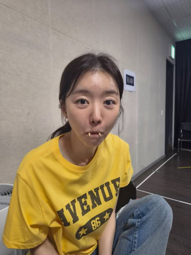 "연습실에서 이러고 논다고?" 장희진, 연극 연습 중 반전 장난기