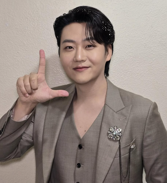 민수현 '젓가락 장단' 하나에 팬들 순식간에 난리난 충격 반응