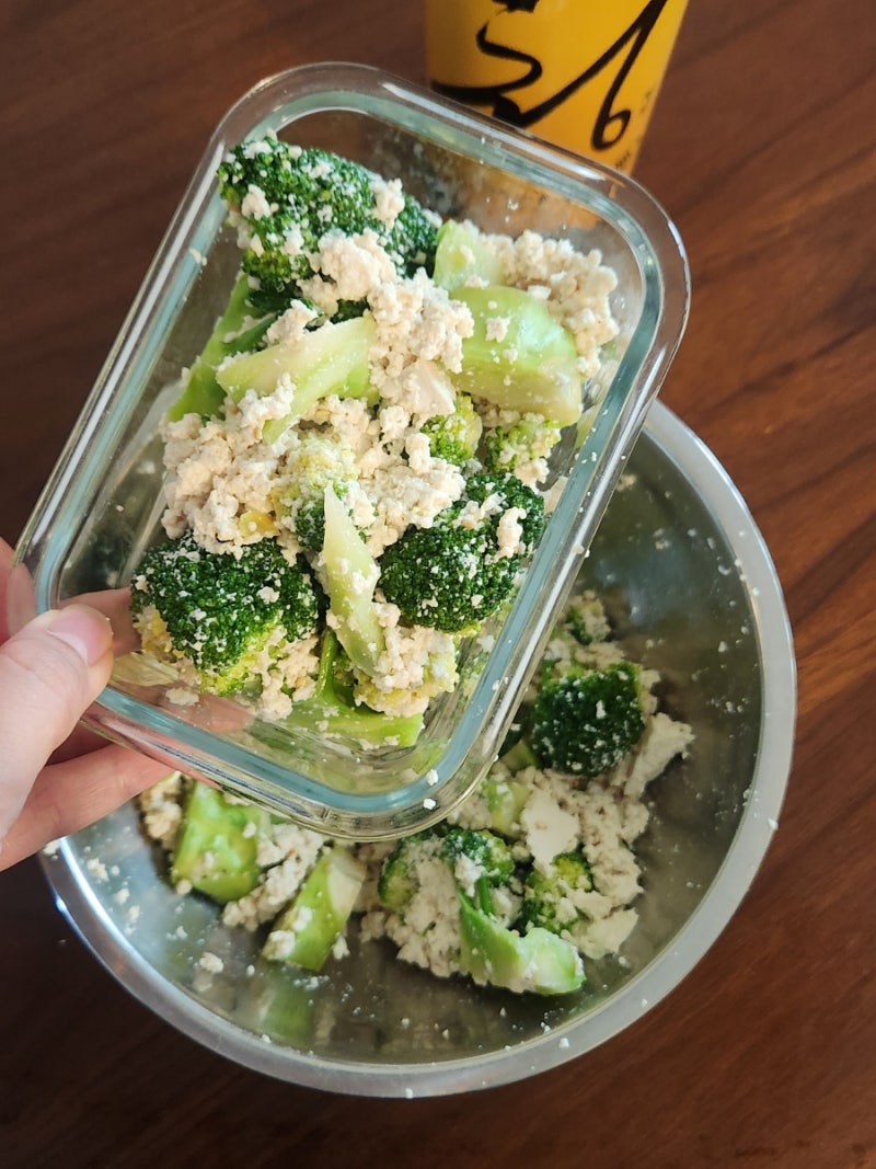 30대 신혼부부 간단하고 맛있는 반찬 브로콜리두부무침 레시피 (산정마을 브로콜리 2kg)