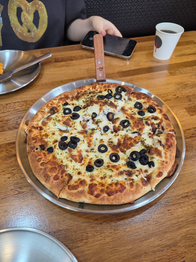 강릉 시내 피자 맛집 아이엠임실치즈피자