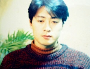 20대엔 이런 얼굴, 영화서 10년 조·단역…김윤석 마흔에 ‘추격자’로 3대 영화상 휩쓸었다