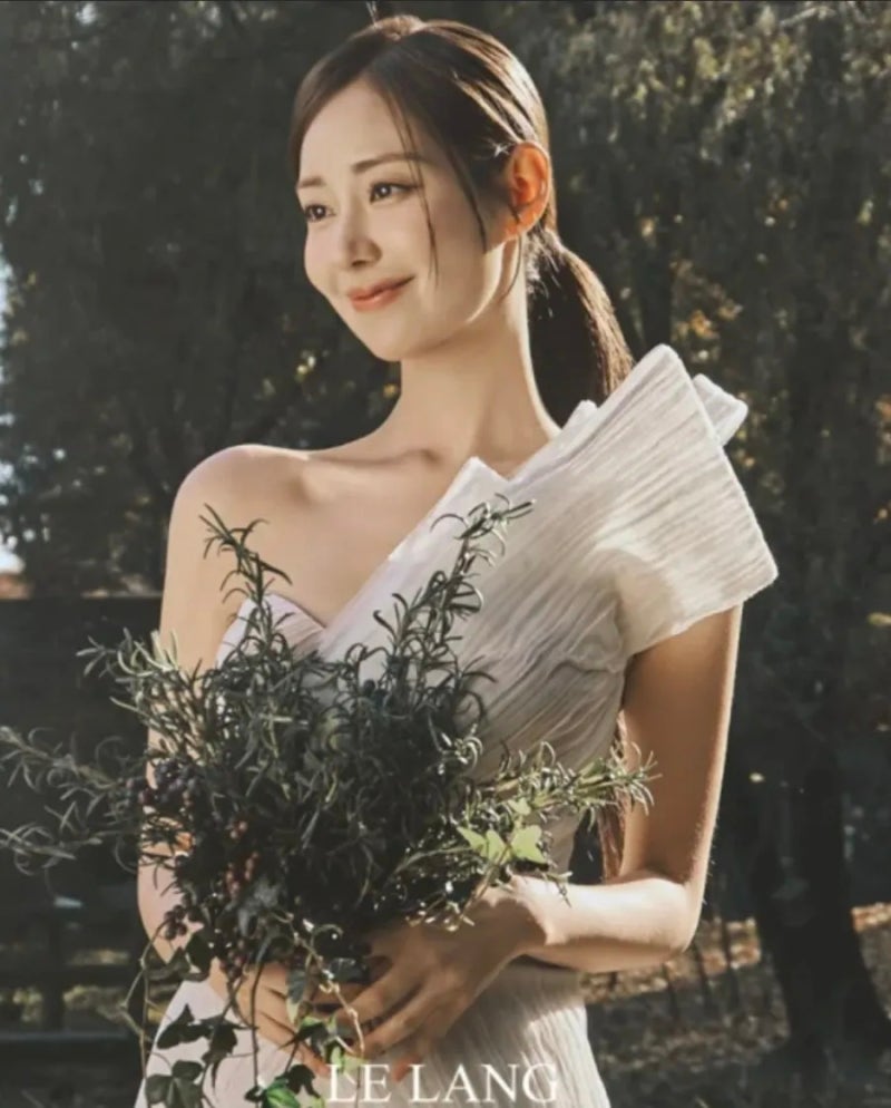 "I thought they were really getting married" Single's Inferno 2's Shin Seul-ki in a wedding dress even summoned Dex