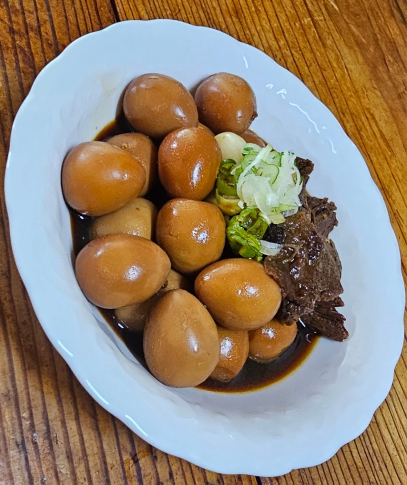 메추리알조림, 짭조름하고 칼칼한 밥도둑 깐메추리알 소고기 장조림 맛있게 만드는 법