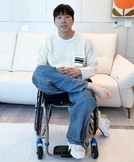 <b>박위</b> 사회복무요원 저격 논란, SBS 댓글창 폐쇄 속 쟁점은?