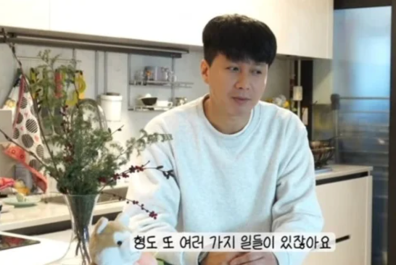 "월 1000만 원 벌던 시절 있었는데..." 김승현 가족 유튜브, 수익 10분의 1 토막 난 진짜 이유
