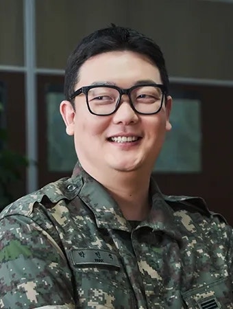 "군수저 맞네" 신병4 박민석, 이등병에서 상병까지 4년 변천사