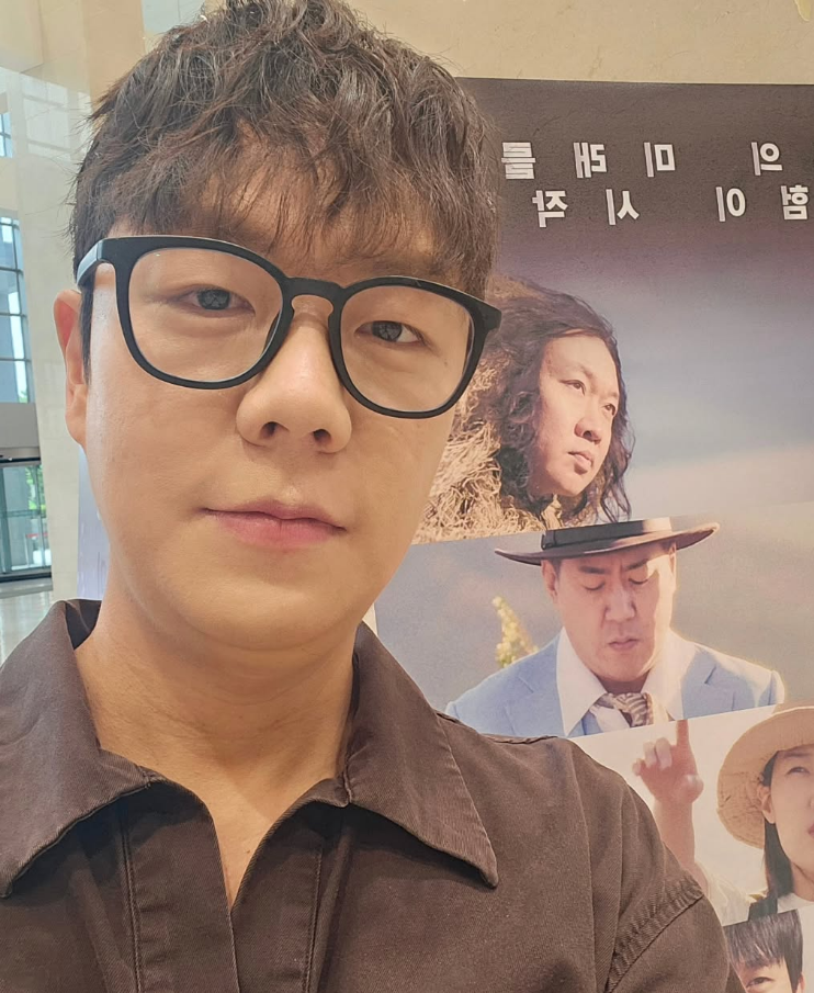 안정된 길을 내려놨다...‘30억 수입설’ <b>이낙준</b>, 흥행 전 의사까지 ....