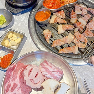 속초 해수욕장 근처 삼겹살 맛집 고기싸롱 현지인 추천 메뉴
