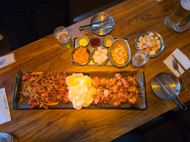 시지맛집 찐이야 숯불치킨 사월점 두마리 세트 먹어본 후기