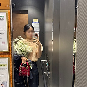 여름 초가을 하객룩 핑크 퍼프 타이 블라우스 - 잇미샤 하프 슬리브 시어 블라우스 ITQ5ZBL820(....