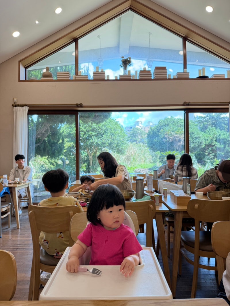 [제주 공항근처| 아기와 가기 좋은] 고기국수, 돌문어들기름국수 맛집 ‘섬누들’