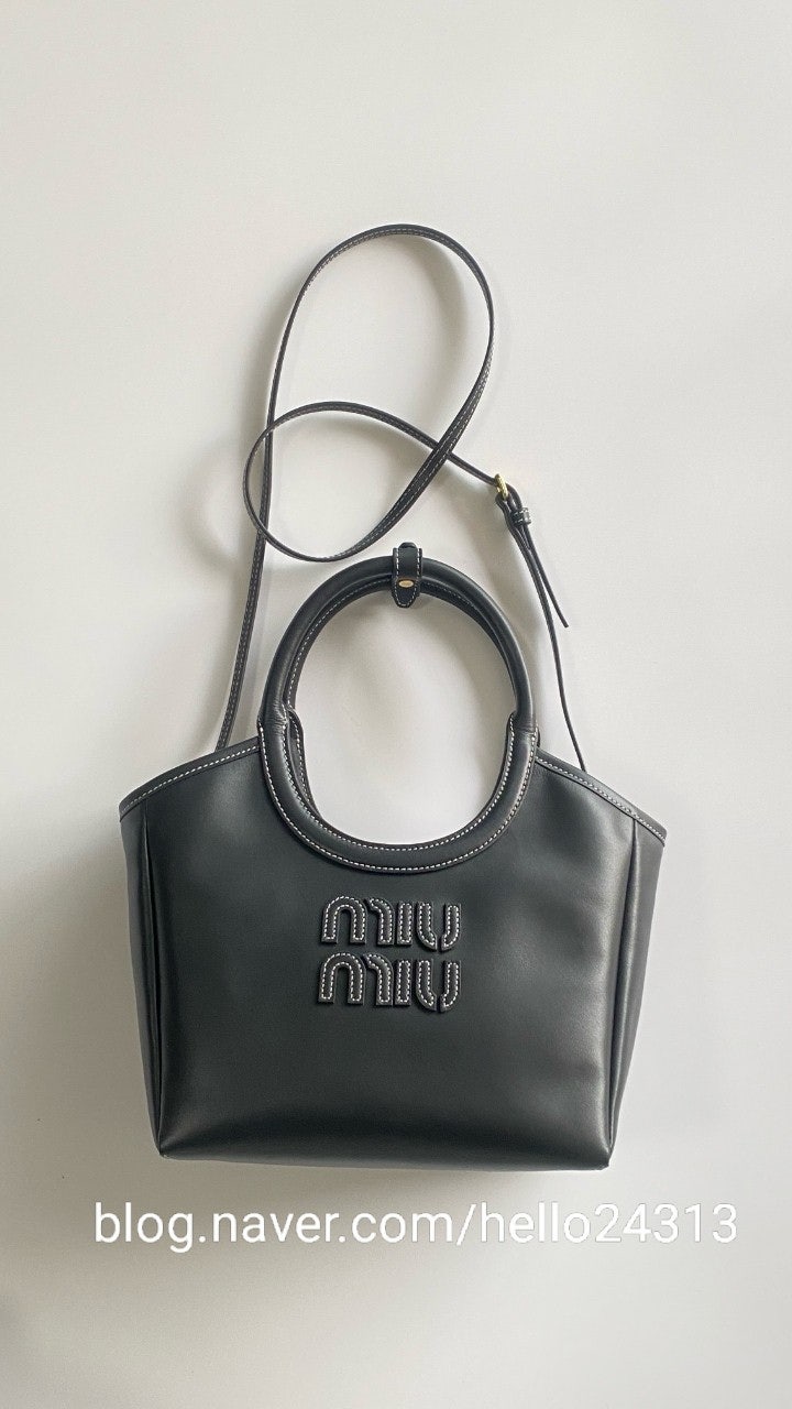 검수)미우미우 아이비 로고 레더 토트백(Miu Miu Ivy Logo Tote Bag)