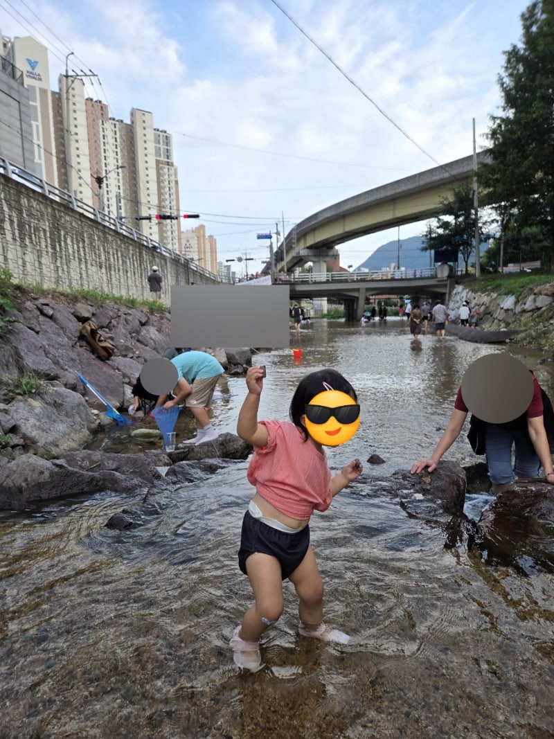 김해 가볼만한곳 아이랑 해반천 맨발걷기 두곡교 포인트