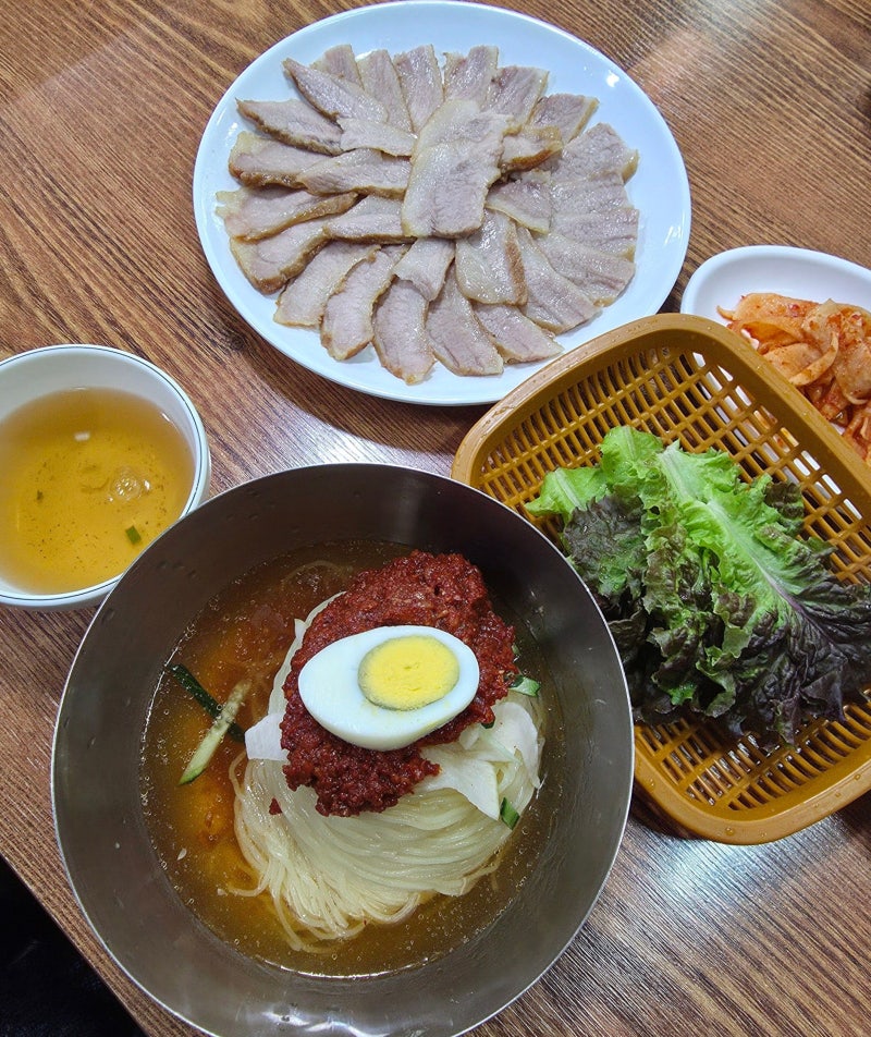 밀면맛집 레일바이크 와인동굴 뒷고기거리 가야테마파크까지 김해당일치기코스