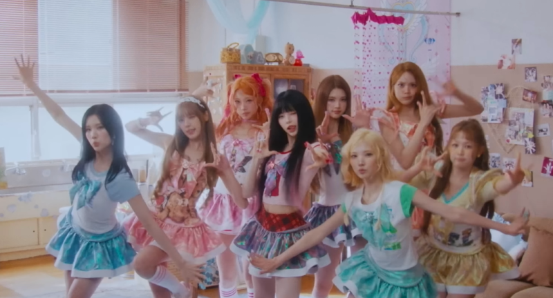 하츠투하츠 ICONIC HEART 일본 첫 싱글로 보여준 음악적 변화