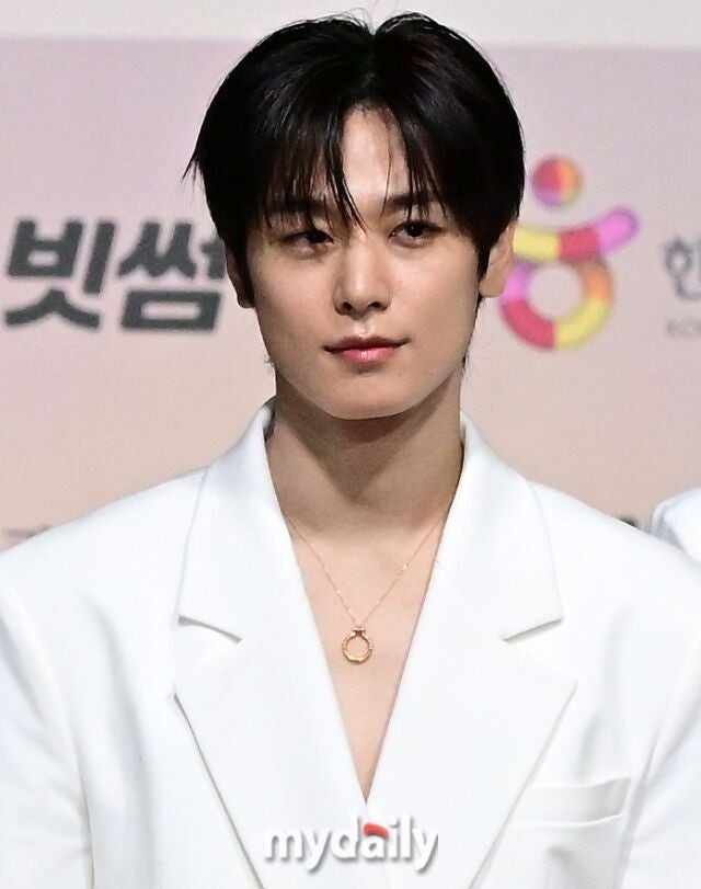 더보이즈 주연, 에이스팩토리 전속 계약, 배우 본격 도전 선택