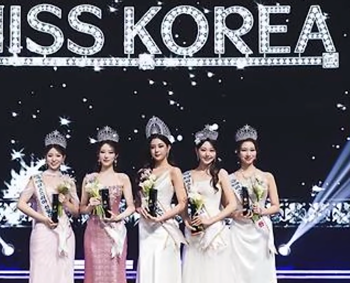 2018년 10대 시절 방송 모습과 2026년 미스코리아 무대 모습 비교