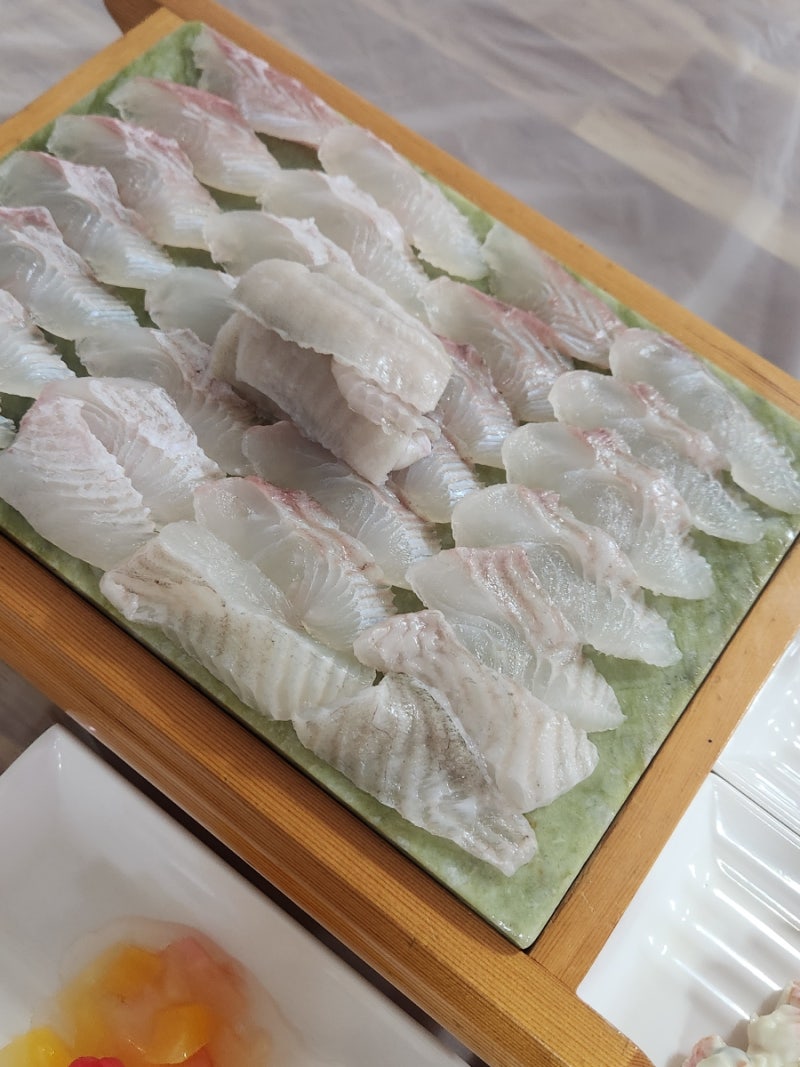 천리포 맛집 관해수산 회맛집 가족식사 추천