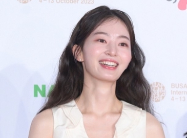<b>배우 김승윤</b> 나이 인스타 장동윤 만나게된 계기 결혼발표
