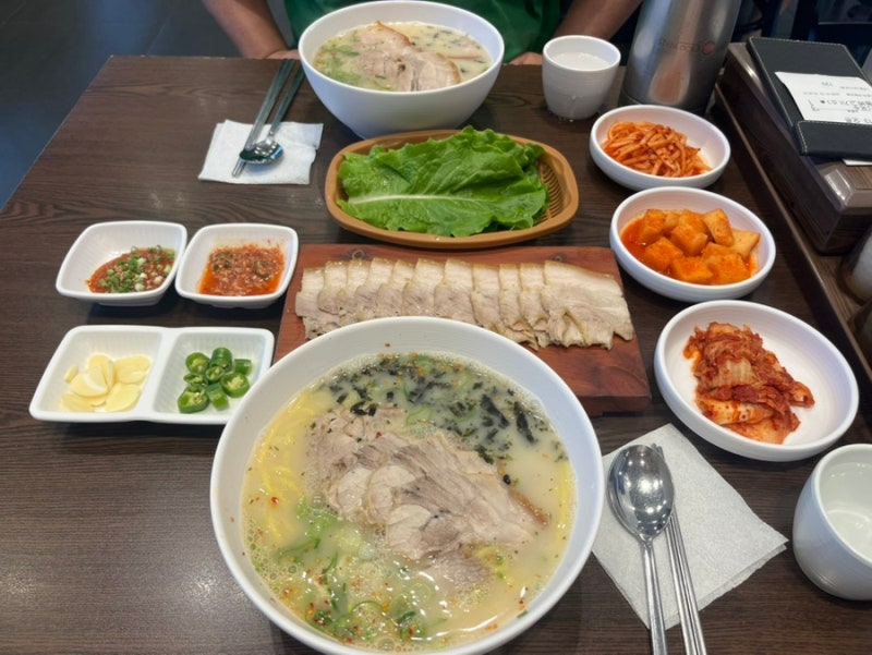 [제주] 제주 자매국수 본점, 진한 고기국수와 돔베고기 맛집