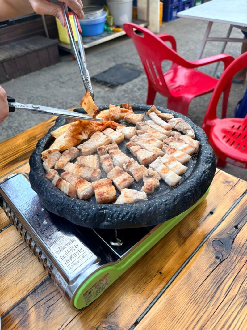 양양 인구해변 맛집 소영이네｜야장에서 먹는 삼겹살, 양리단길 찐 로컬 맛집